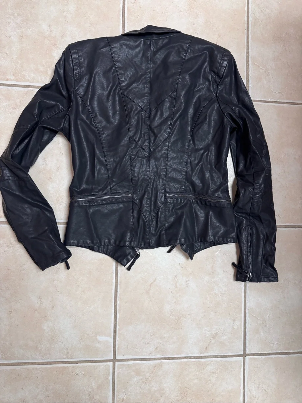 Blank NYC asymmetrical zip